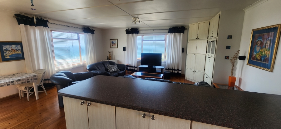 2 Bedroom Property for Sale in Dana Bay Western Cape